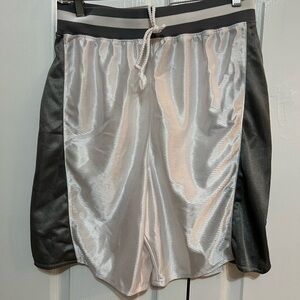 Starter Sport Short Elasticized Waist with Drawstring Medium Short